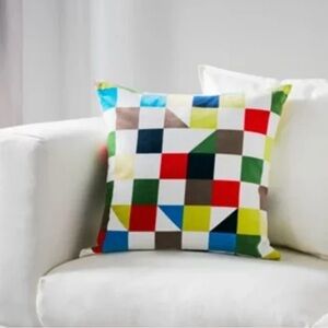 IKEA Tulpantrad Pillow Cover